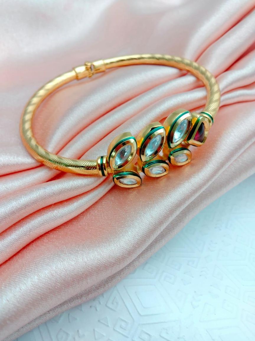 KADA IN KUNDAN (VILANDI) STYLE | DESIGN - 82018