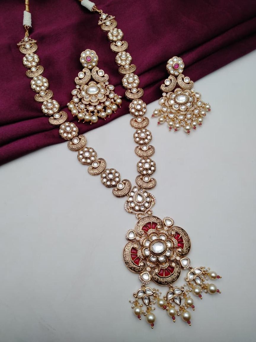 LONG SET IN KUNDAN (VILANDI) STYLE | DESIGN - 28079
