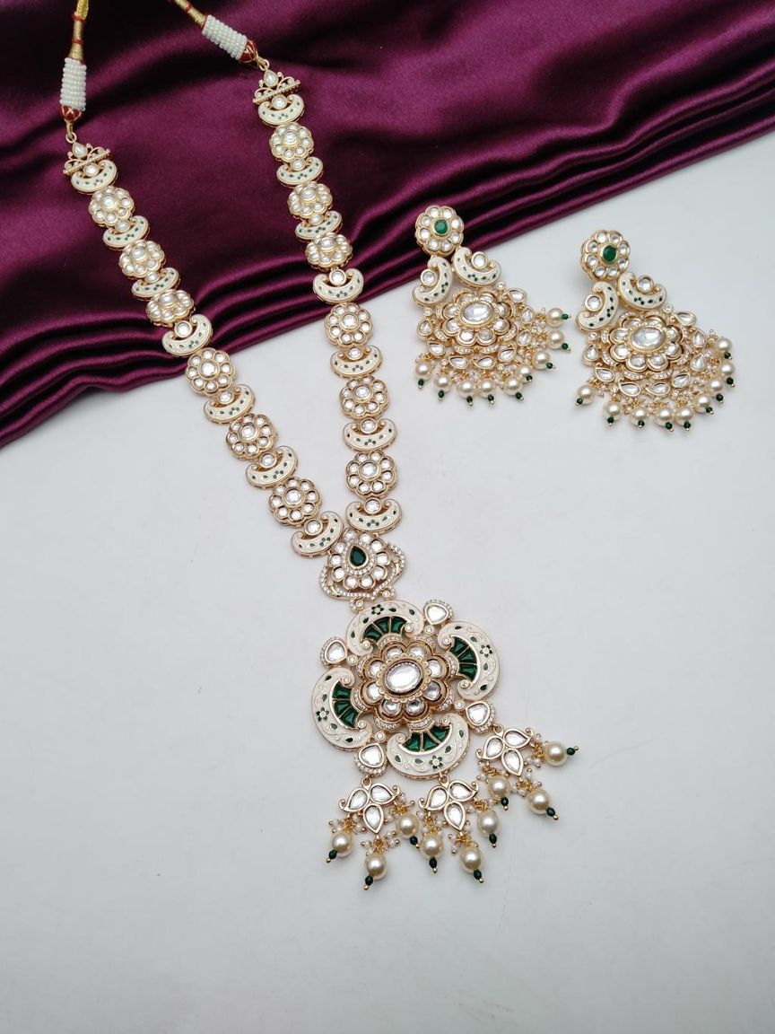 LONG SET IN KUNDAN (VILANDI) STYLE | DESIGN - 28080
