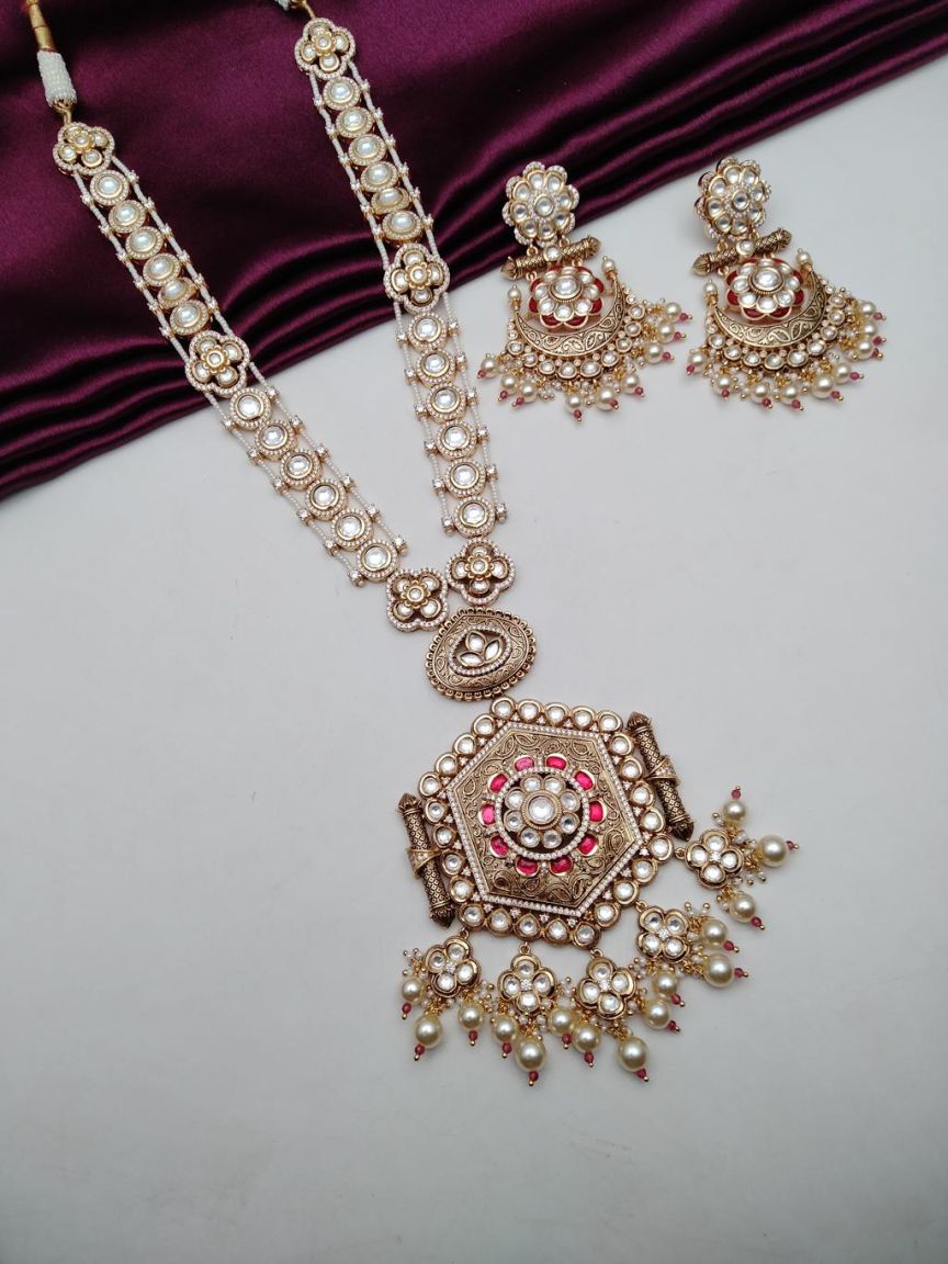 LONG SET IN KUNDAN (VILANDI) STYLE | DESIGN - 28081