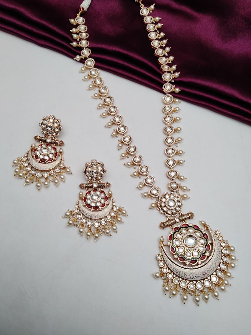 LONG SET IN KUNDAN (VILANDI) STYLE | DESIGN - 28088