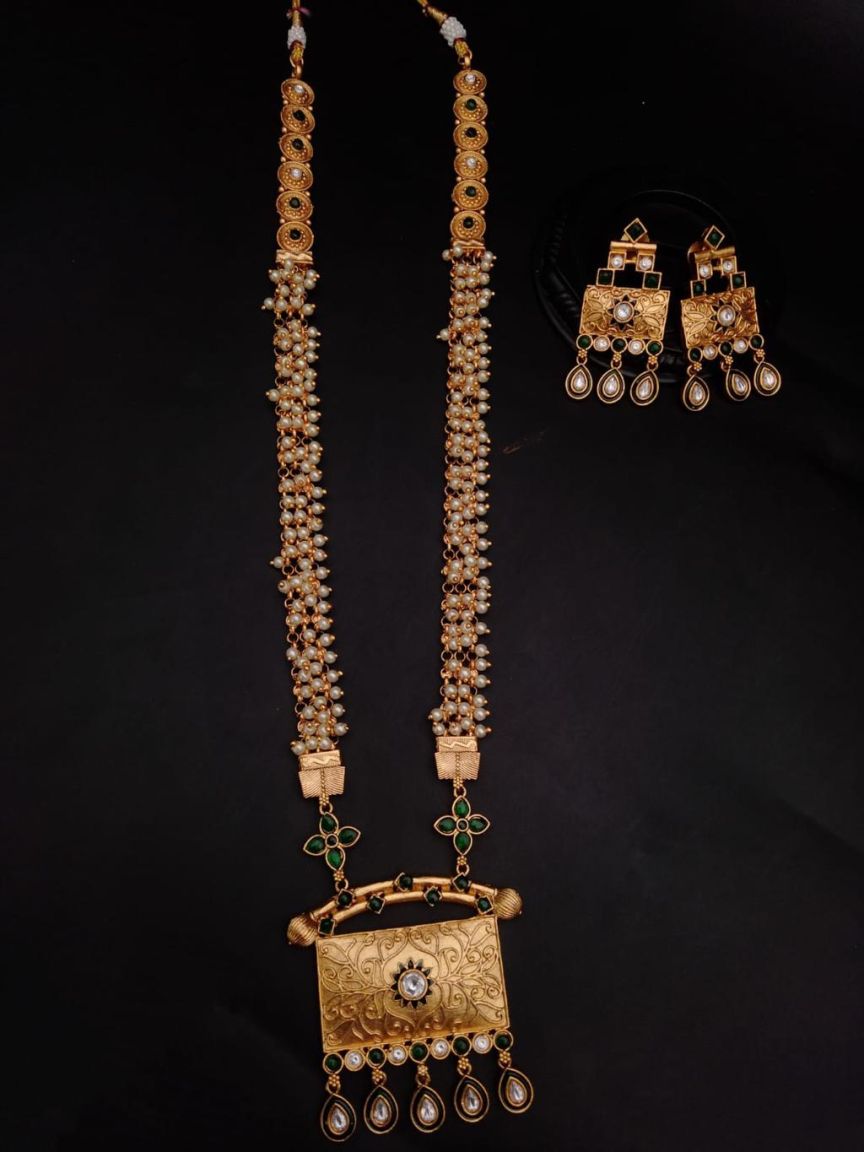 LONG SET IN POLKI (GOLD POLISH) STYLE | DESIGN - 10535