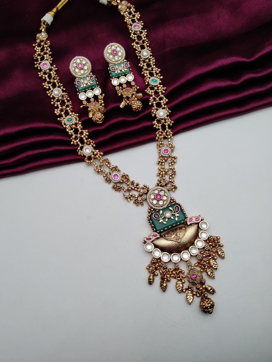 LONG SET IN POLKI (GOLD POLISH) STYLE | DESIGN - 10581