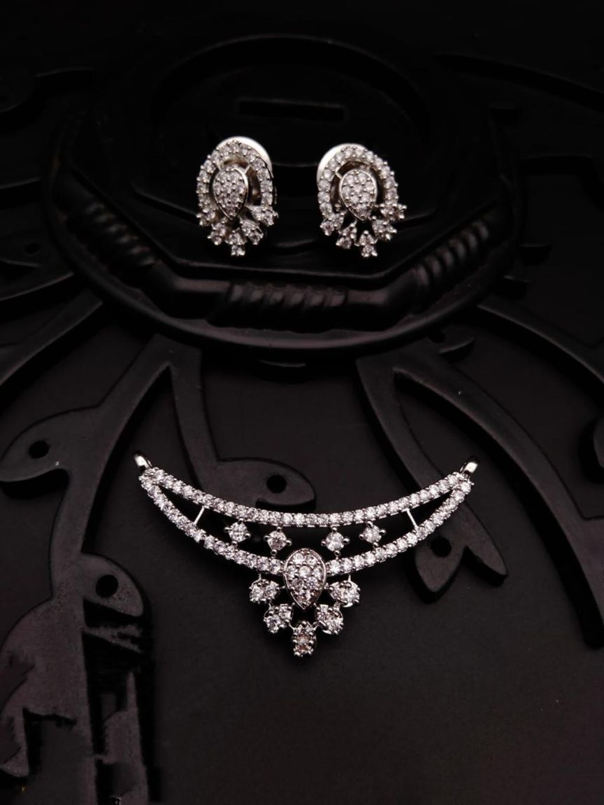 MANGALSUTRA PENDANT IN AD STYLE | DESIGN - 42101