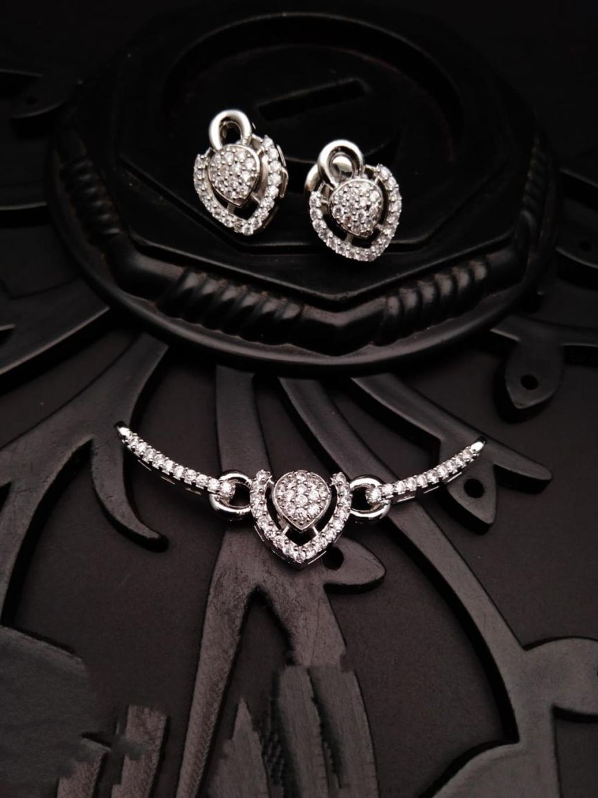 MANGALSUTRA PENDANT IN AD STYLE | DESIGN - 42106