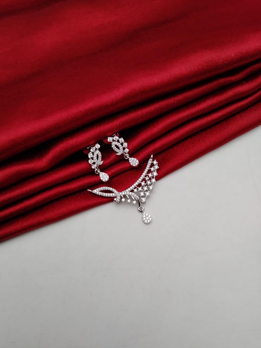 MANGALSUTRA PENDANT IN AD STYLE | DESIGN - 42159