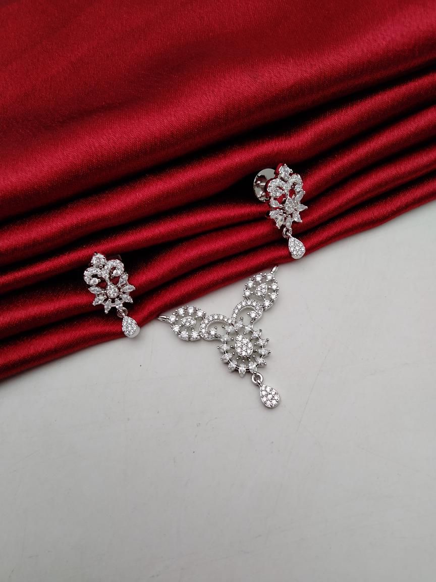 MANGALSUTRA PENDANT IN AD STYLE | DESIGN - 42160