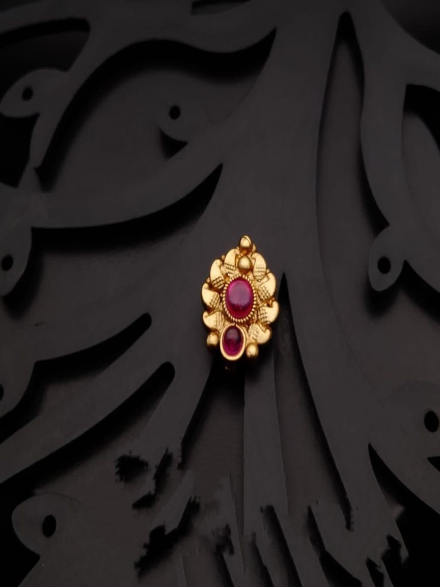 NOSE RING IN POLKI (GOLD POLISH) STYLE | DESIGN - 40014