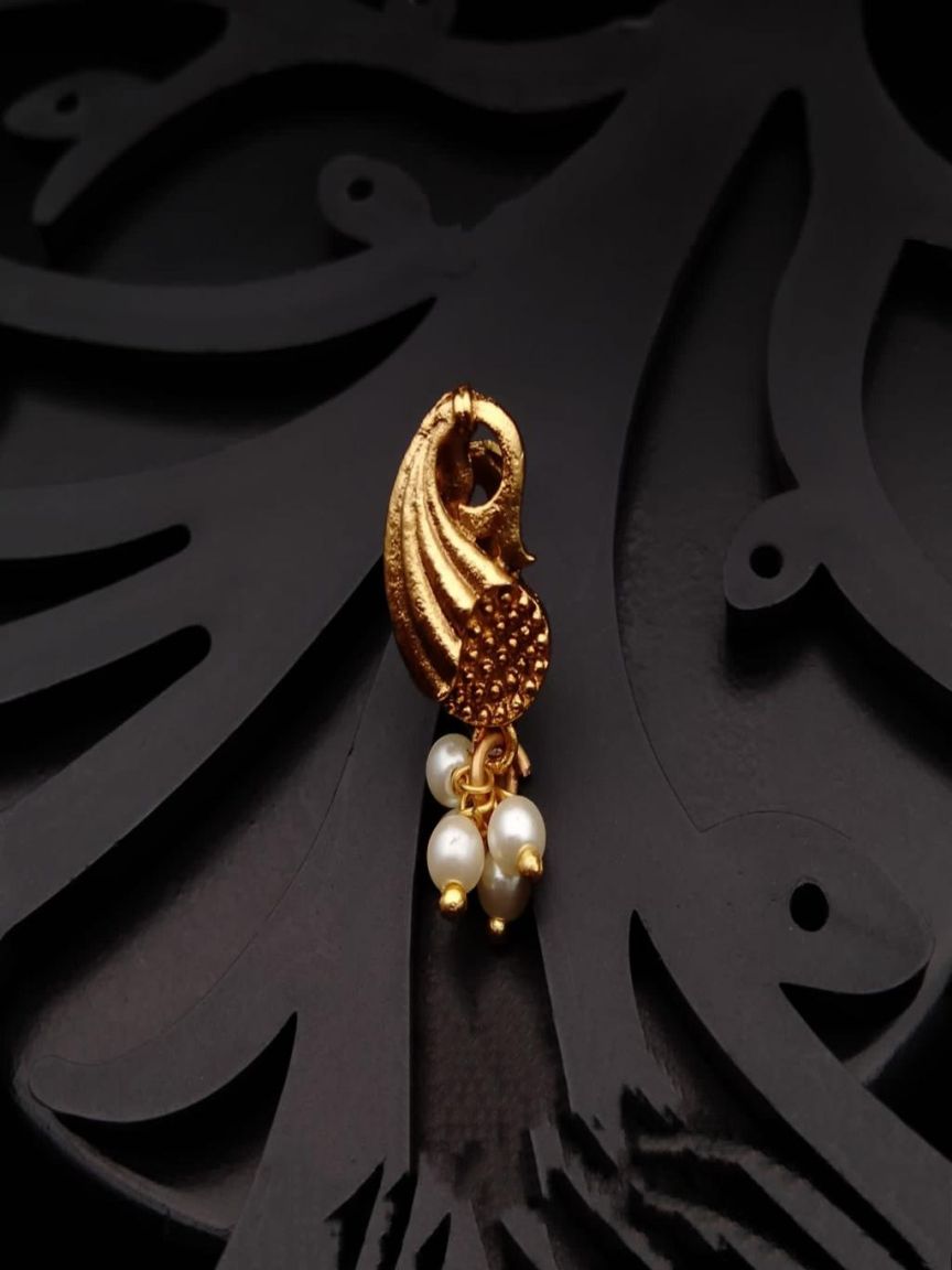 NOSE RING IN POLKI (GOLD POLISH) STYLE | DESIGN - 40019