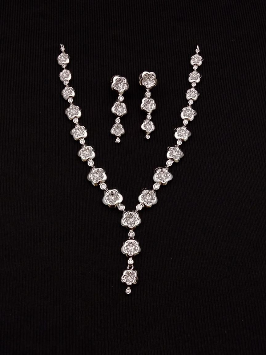 NECKLASE SET IN AMERICAN DIAMOND JEWELLERY STYLE | DESIGN - 00545
