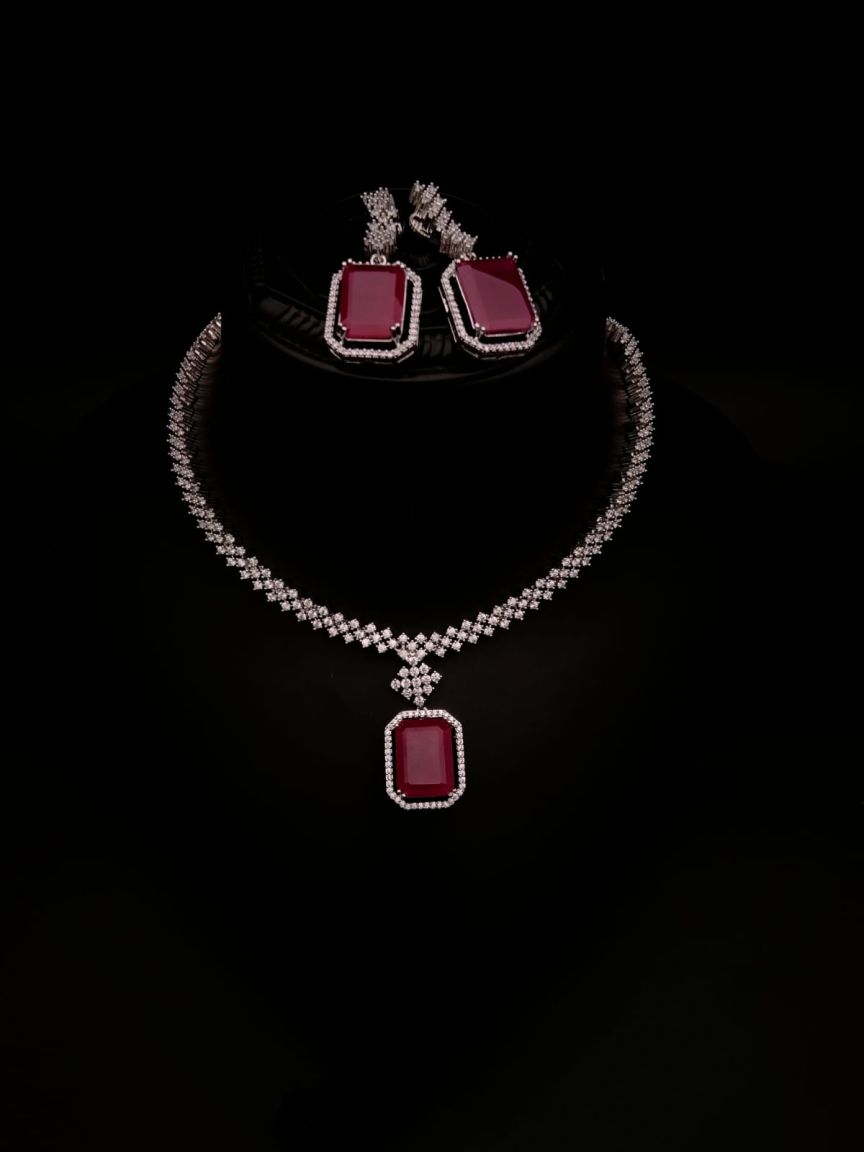 NECKLASE SET IN AMERICAN DIAMOND JEWELLERY STYLE | DESIGN - 00548