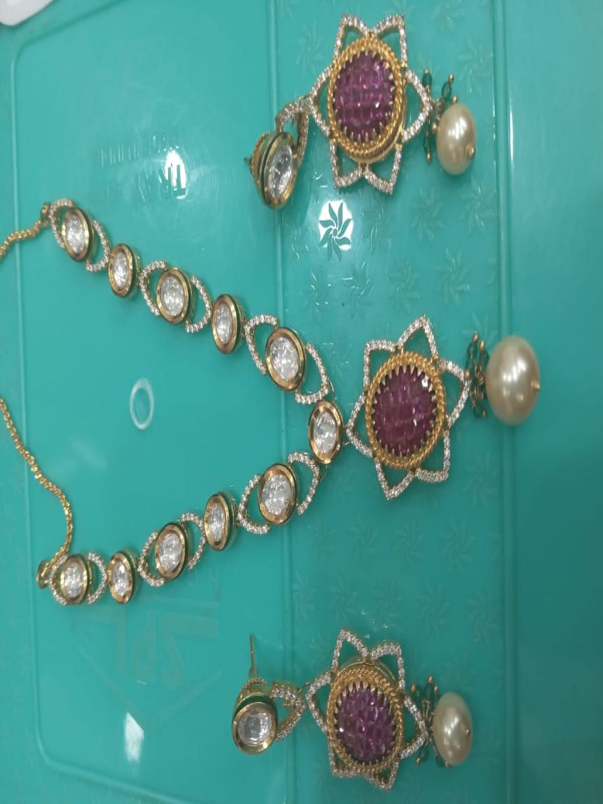NECKLASE SET IN AMERICAN DIAMOND JEWELLERY STYLE | DESIGN - 00565