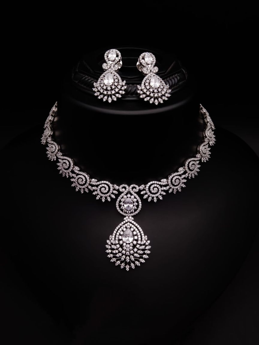 NECKLASE SET IN AMERICAN DIAMOND JEWELLERY STYLE | DESIGN - 00566