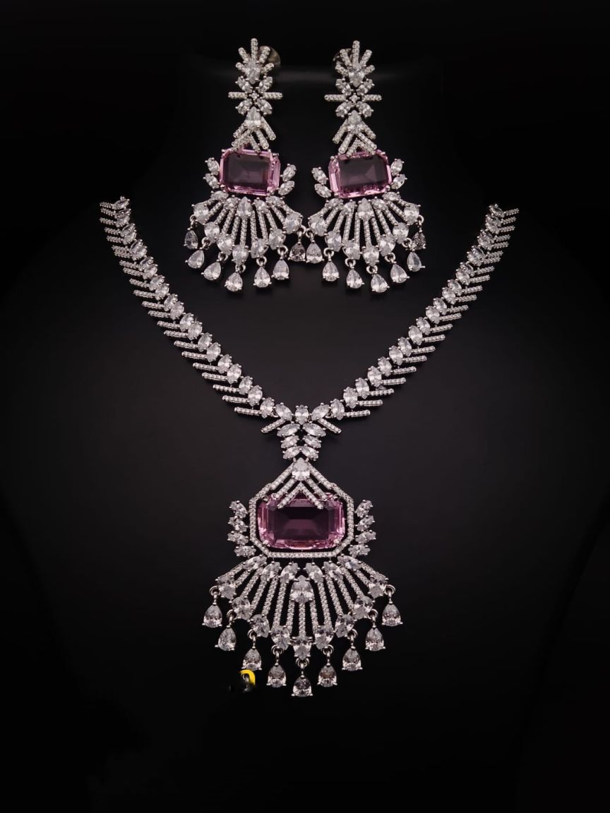 NECKLASE SET IN AMERICAN DIAMOND JEWELLERY STYLE | DESIGN - 00582