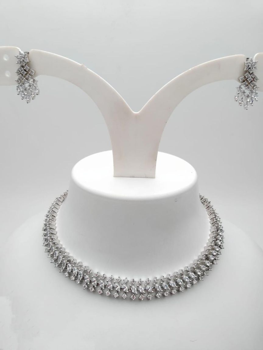 NECKLASE SET IN AMERICAN DIAMOND JEWELLERY STYLE | DESIGN - 00621