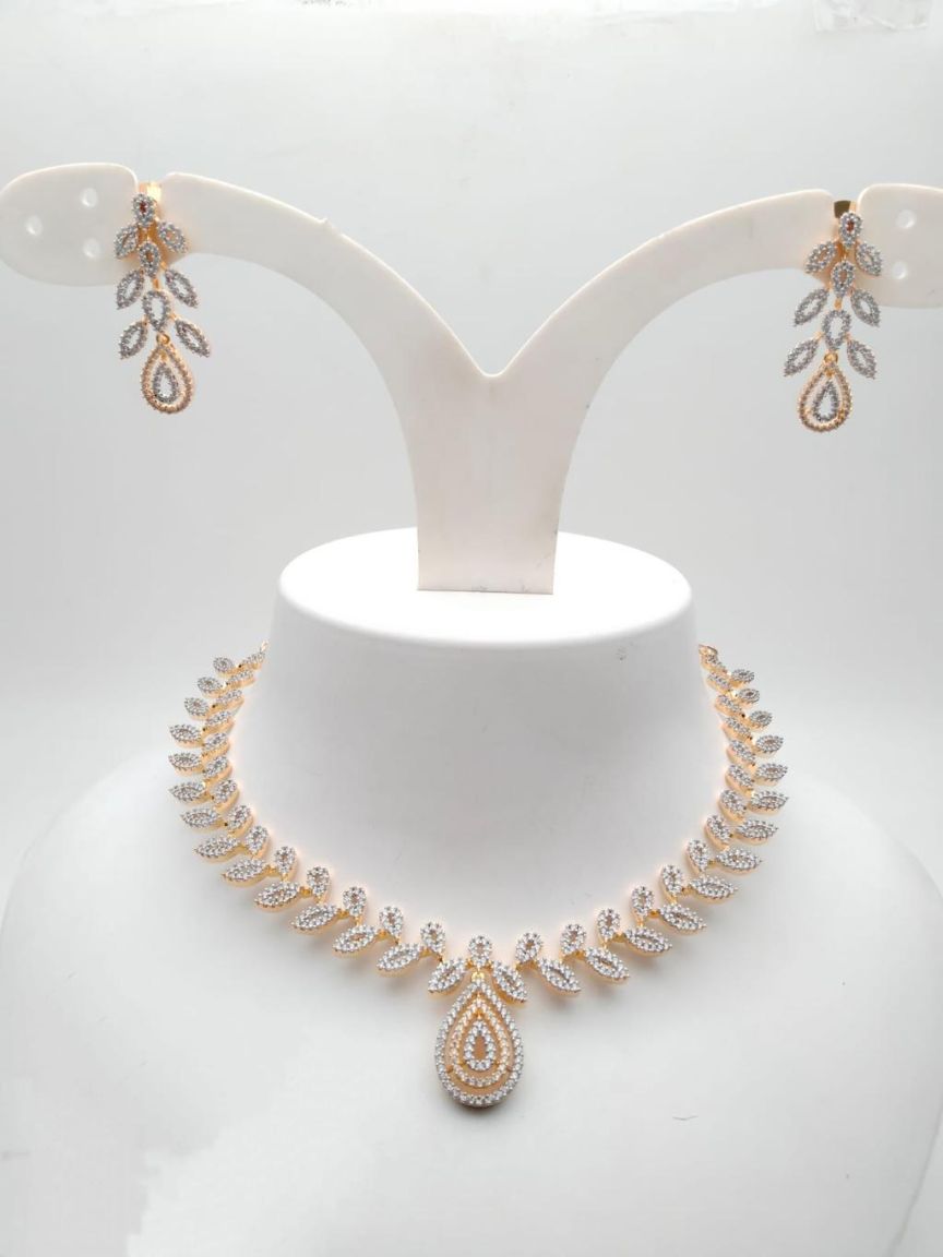 ad-necklace_set-NSAD00627WGJ