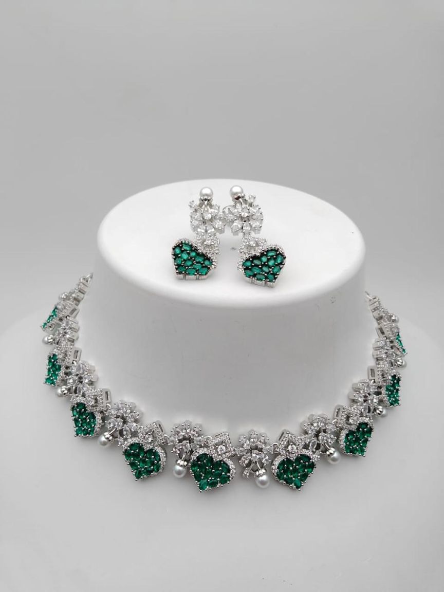 NECKLASE SET IN AD STYLE | DESIGN - 00640