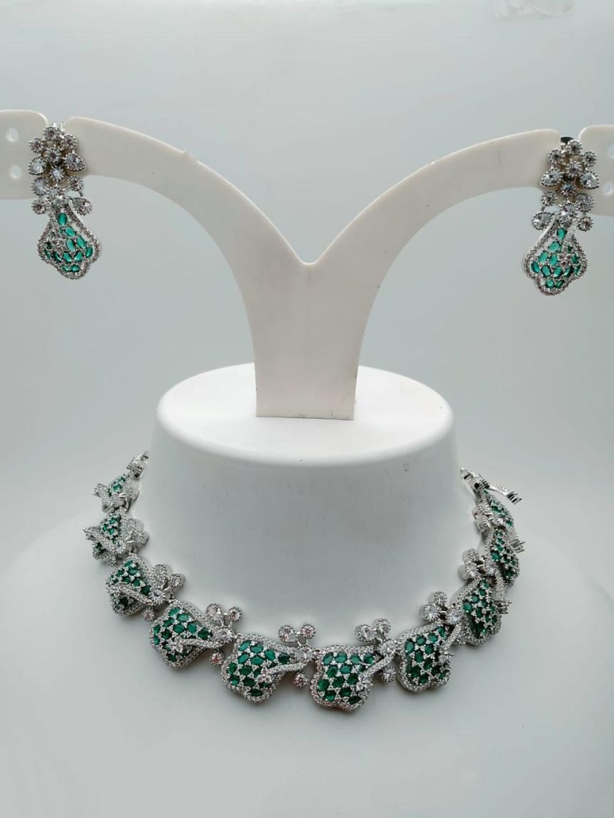 NECKLASE SET IN AD STYLE | DESIGN - 00641