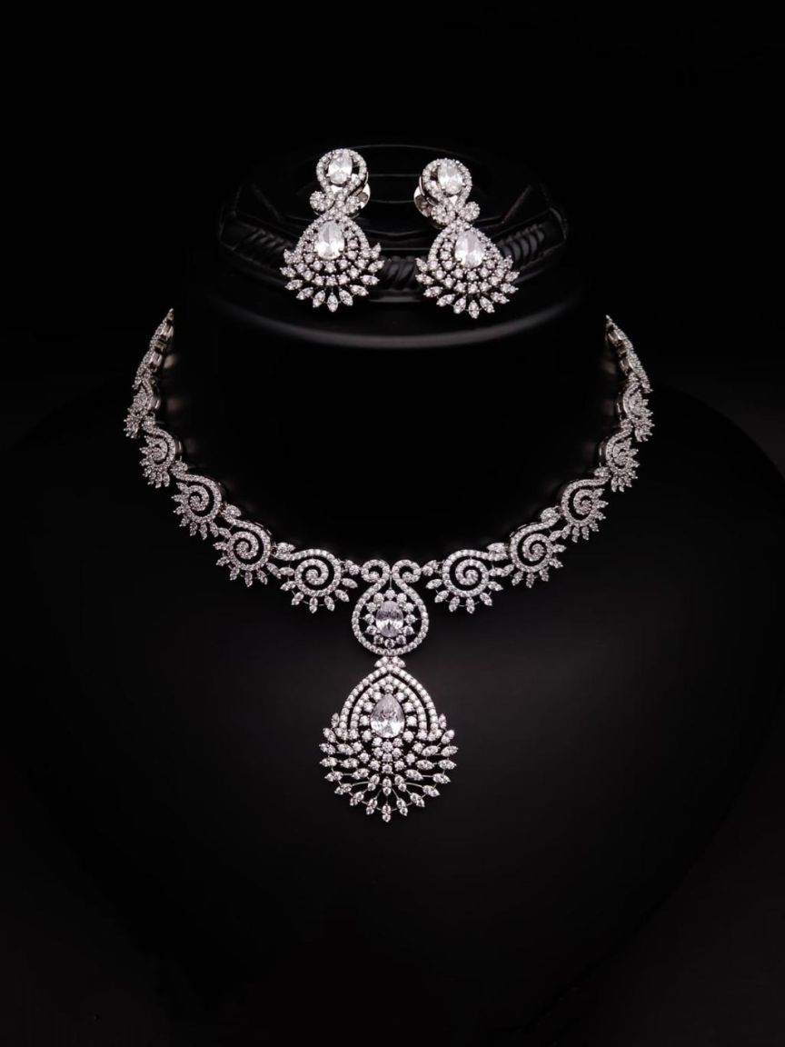 NECKLASE SET IN AD STYLE | DESIGN - 00644