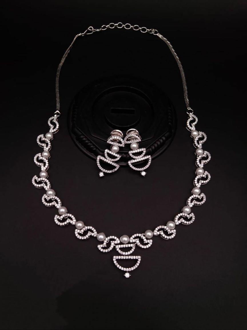 NECKLASE SET IN AD STYLE | DESIGN - 00646