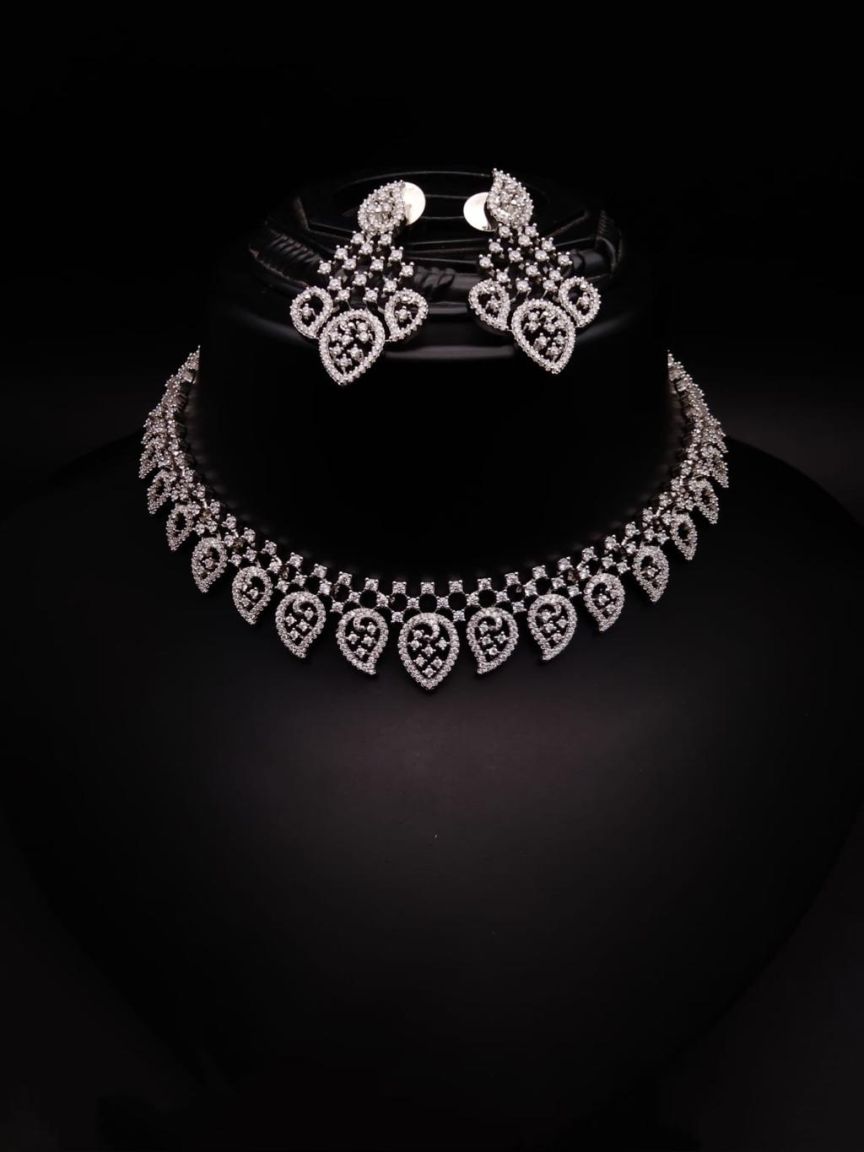 NECKLASE SET IN AD STYLE | DESIGN - 00653