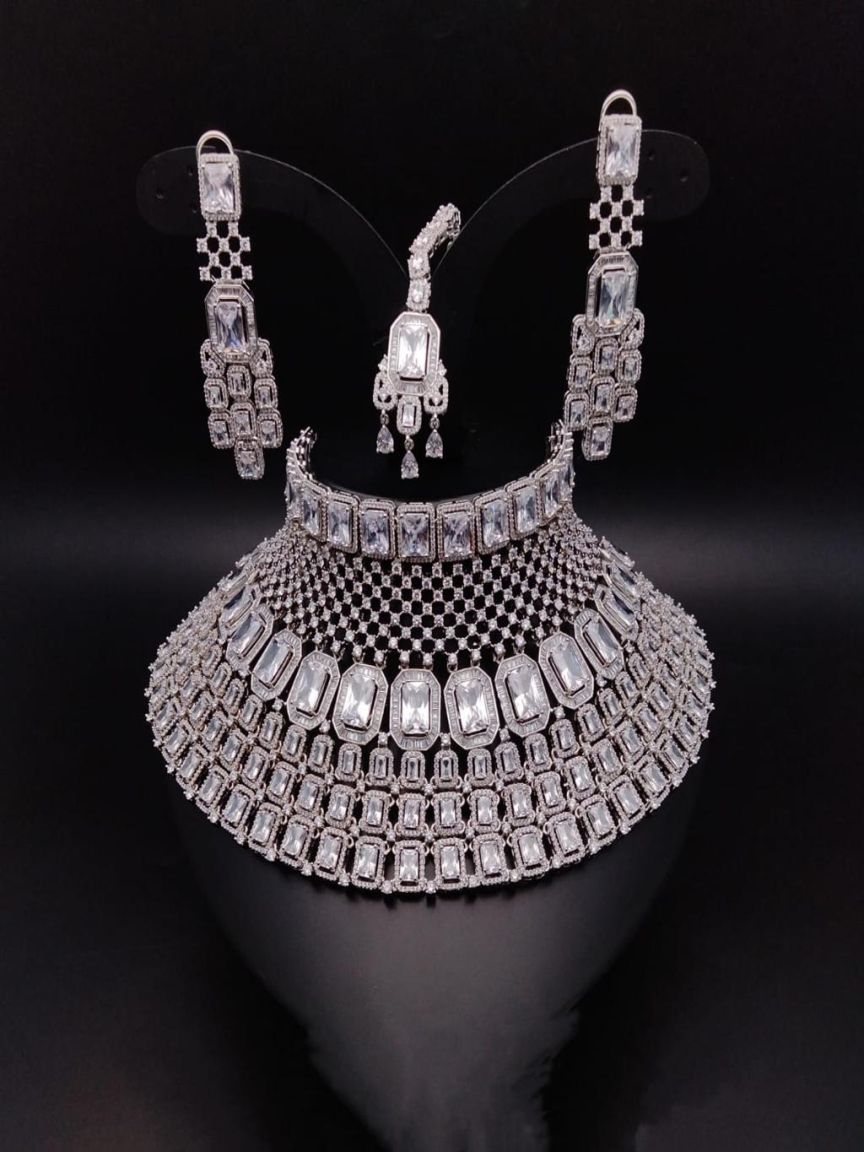 NECKLASE SET IN AD STYLE | DESIGN - 00658