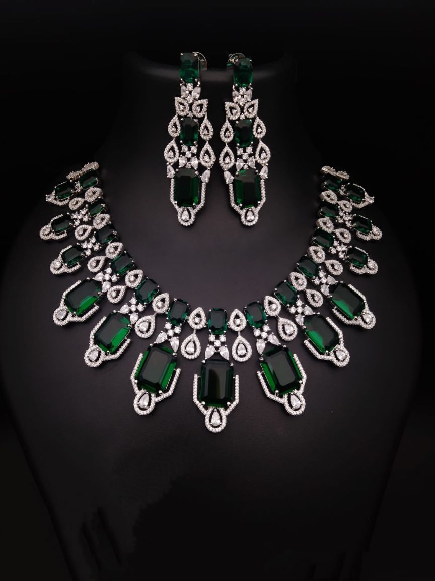 ad-necklace_set-NSAD00675GRSP