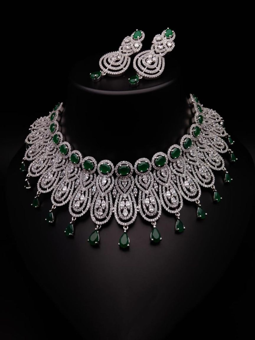 NECKLASE SET IN AD STYLE | DESIGN - 00678