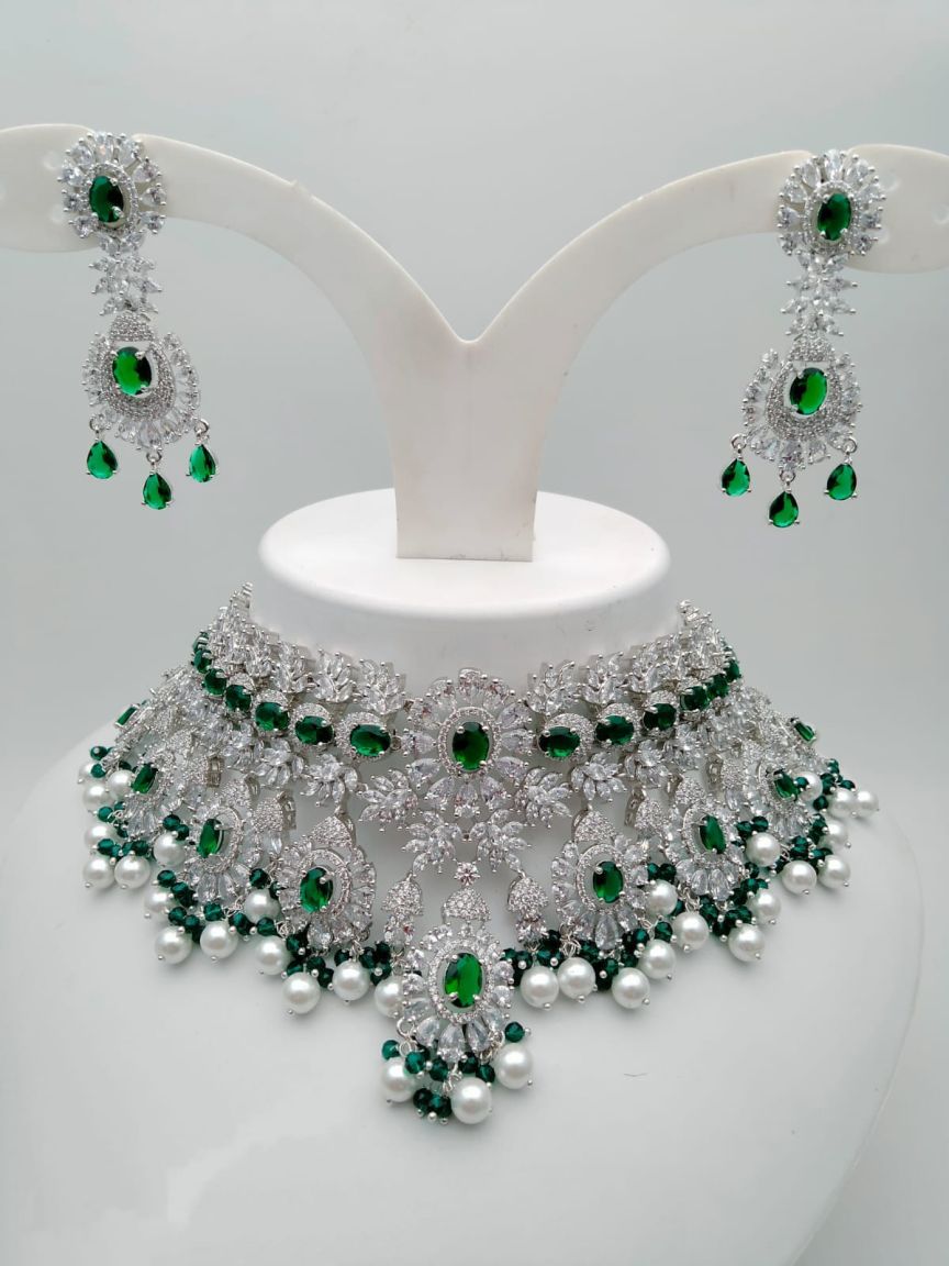 NECKLASE SET IN AD STYLE | DESIGN - 00684