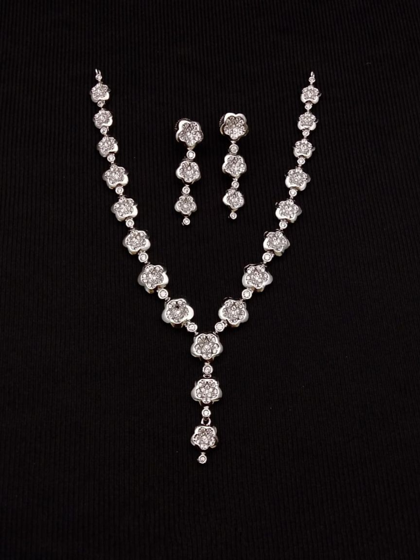 NECKLASE SET IN AD STYLE | DESIGN - 00685