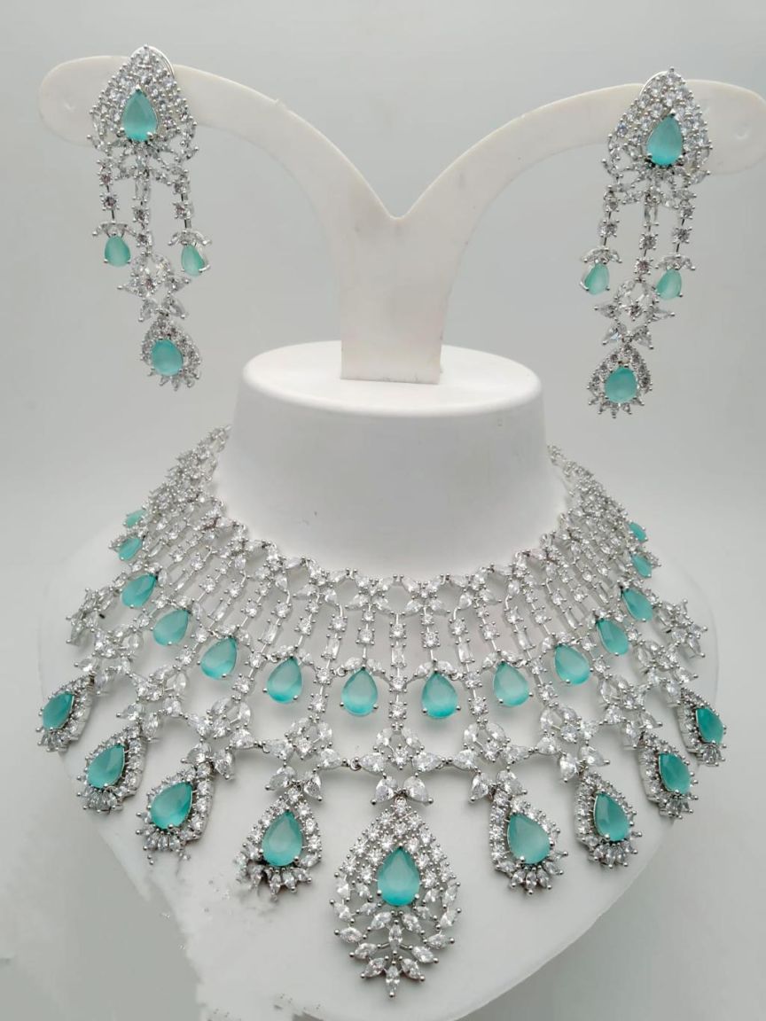 NECKLASE SET IN AD STYLE | DESIGN - 00691