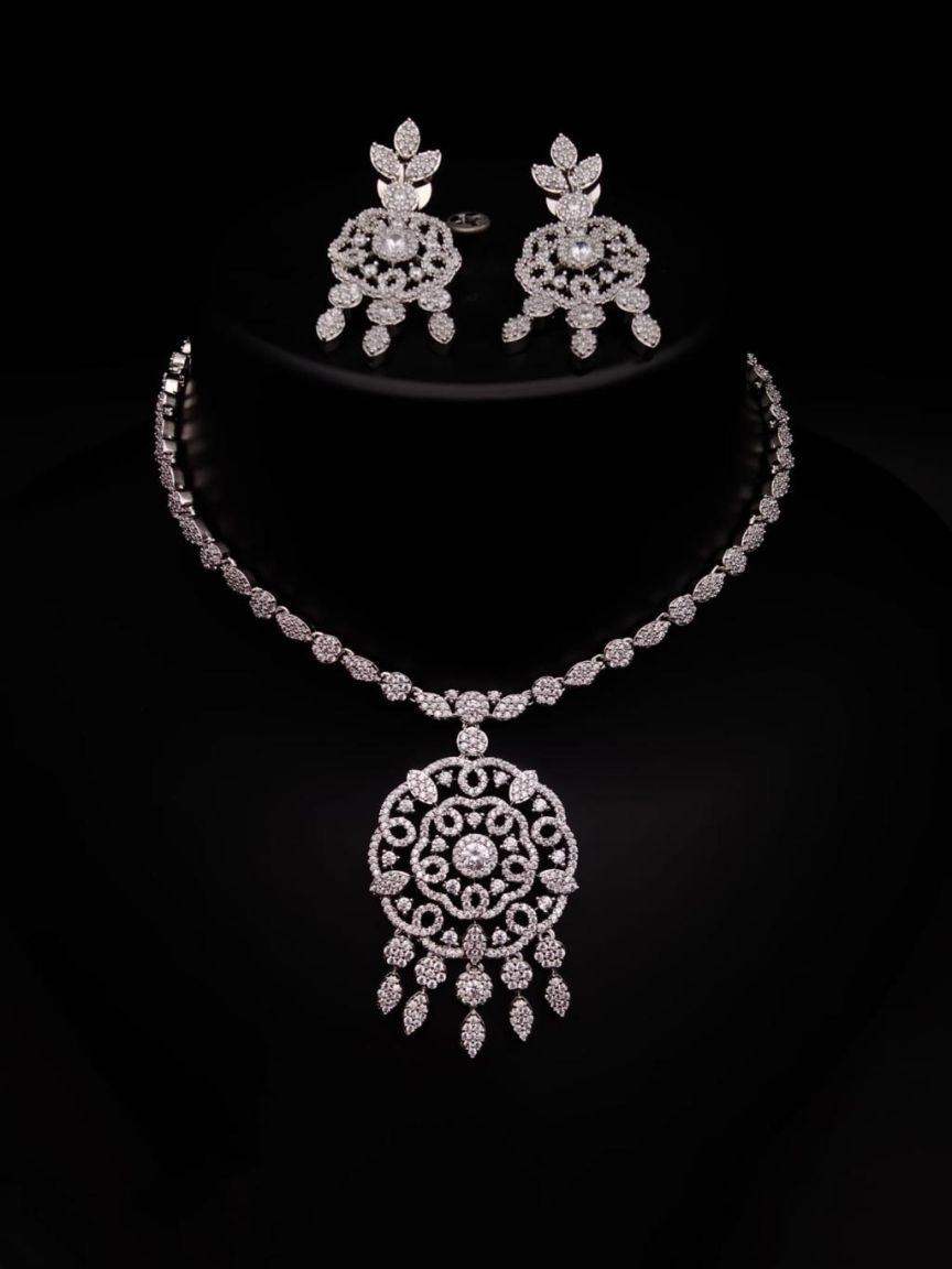 NECKLASE SET IN AD STYLE | DESIGN - 00711