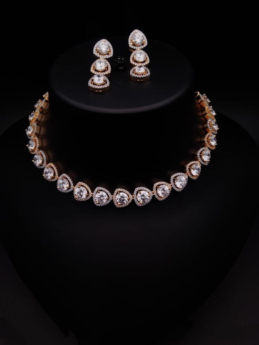 NECKLASE SET IN AD STYLE | DESIGN - 00727