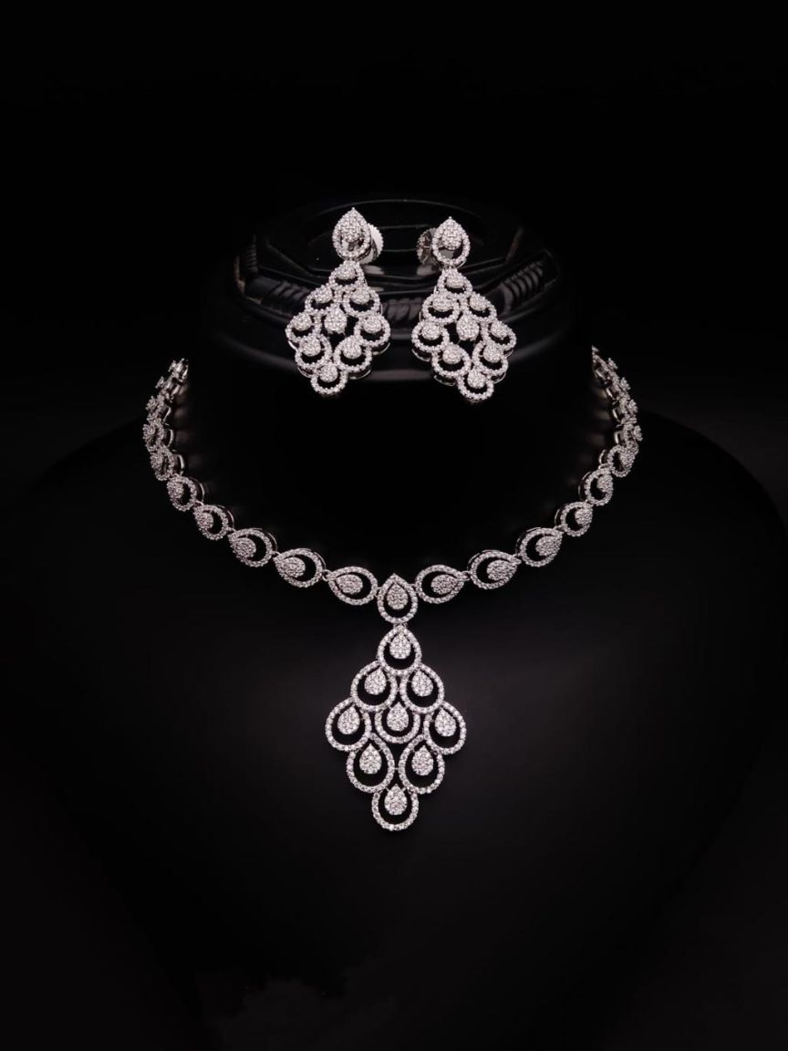 NECKLASE SET IN AD STYLE | DESIGN - 00740