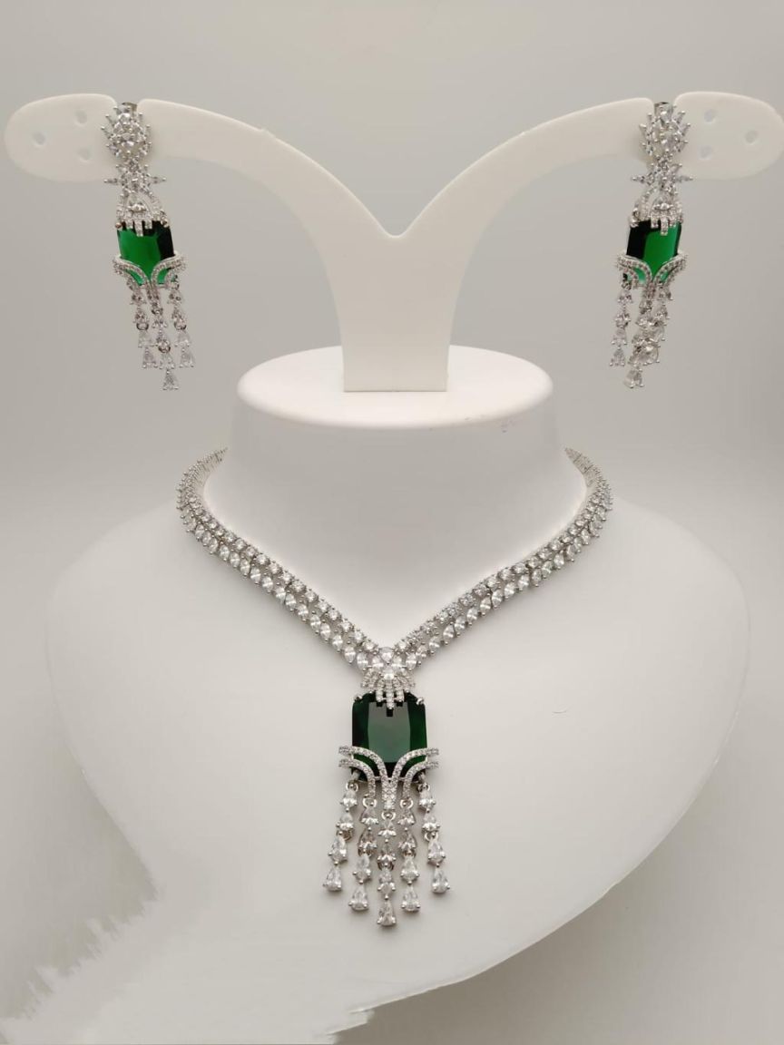 NECKLASE SET IN AD STYLE | DESIGN - 00742