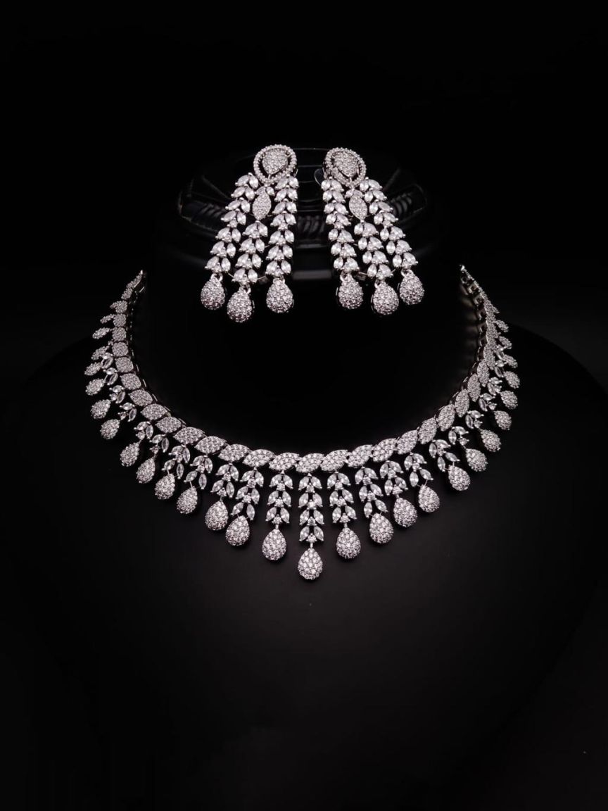 NECKLASE SET IN AD STYLE | DESIGN - 00761