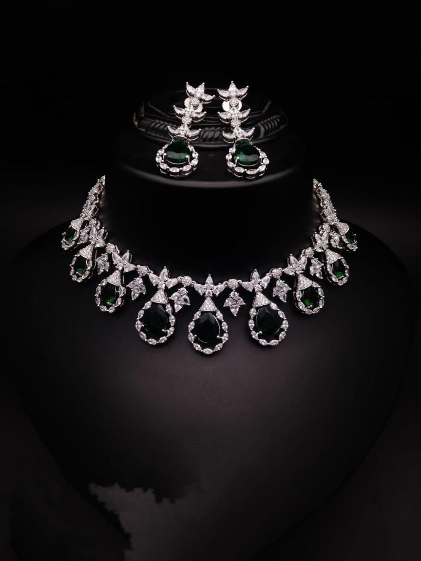 NECKLASE SET IN AD STYLE | DESIGN - 00775