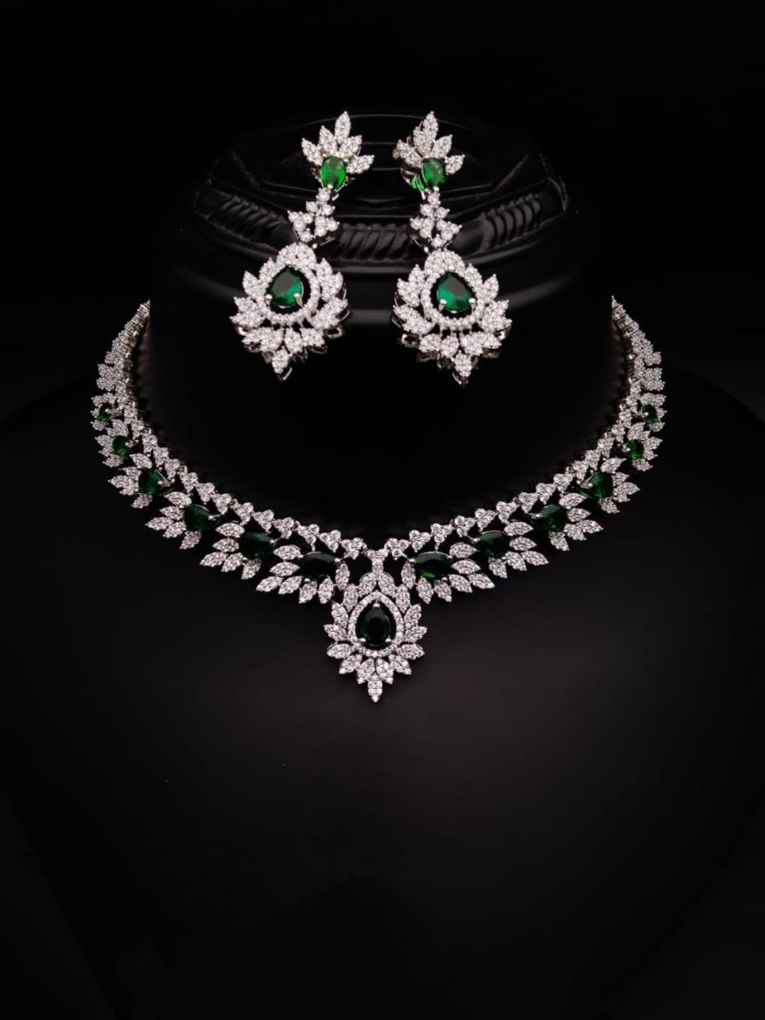 NECKLASE SET IN AD STYLE | DESIGN - 00779
