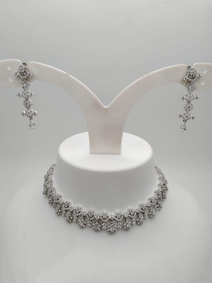 NECKLASE SET IN AD STYLE | DESIGN - 00783