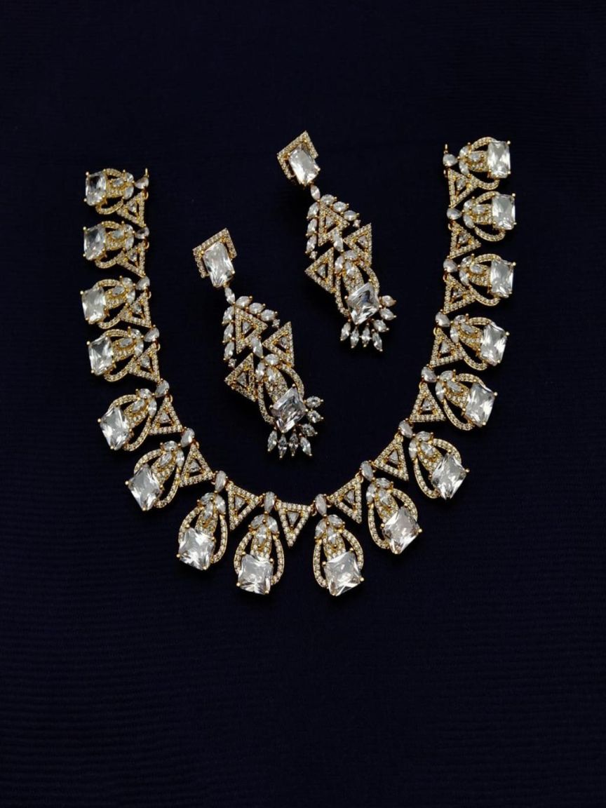 NECKLASE SET IN AD STYLE | DESIGN - 00811