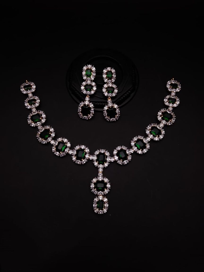 NECKLASE SET IN AD STYLE | DESIGN - 00818