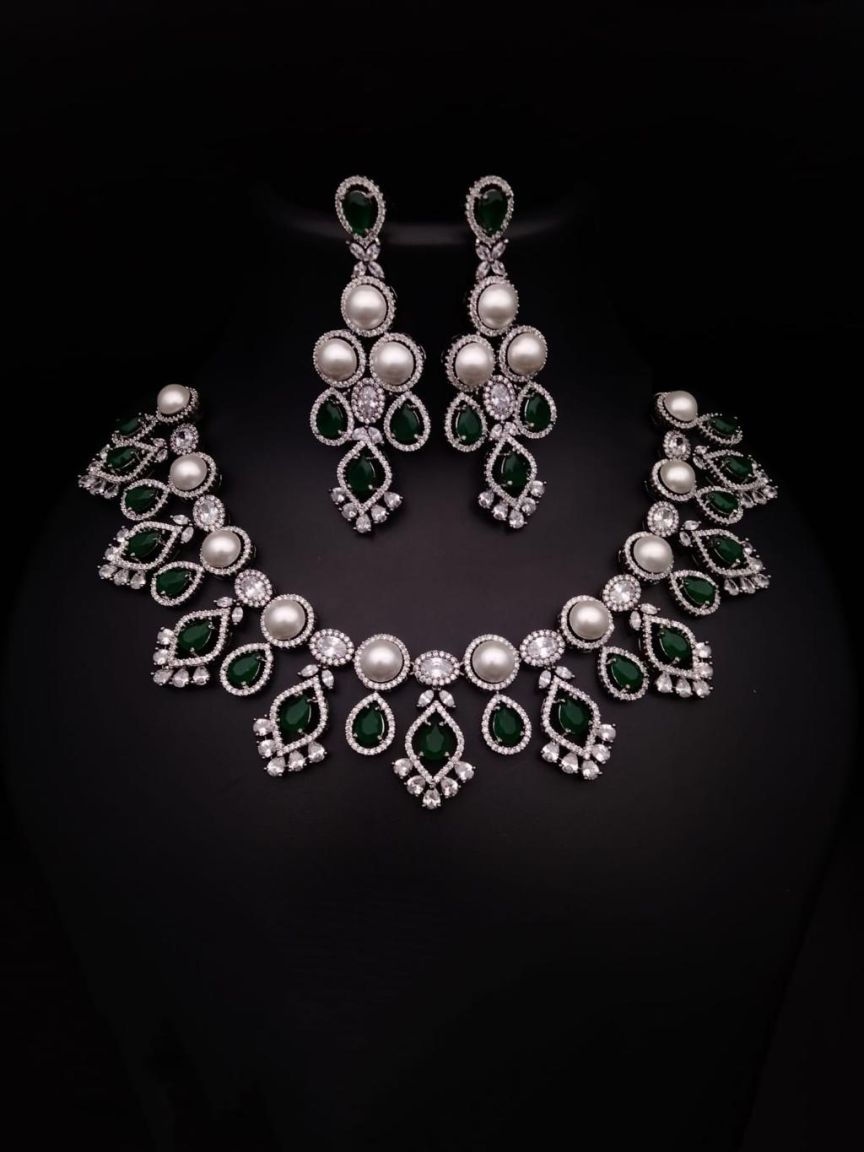 NECKLASE SET IN AD STYLE | DESIGN - 00888