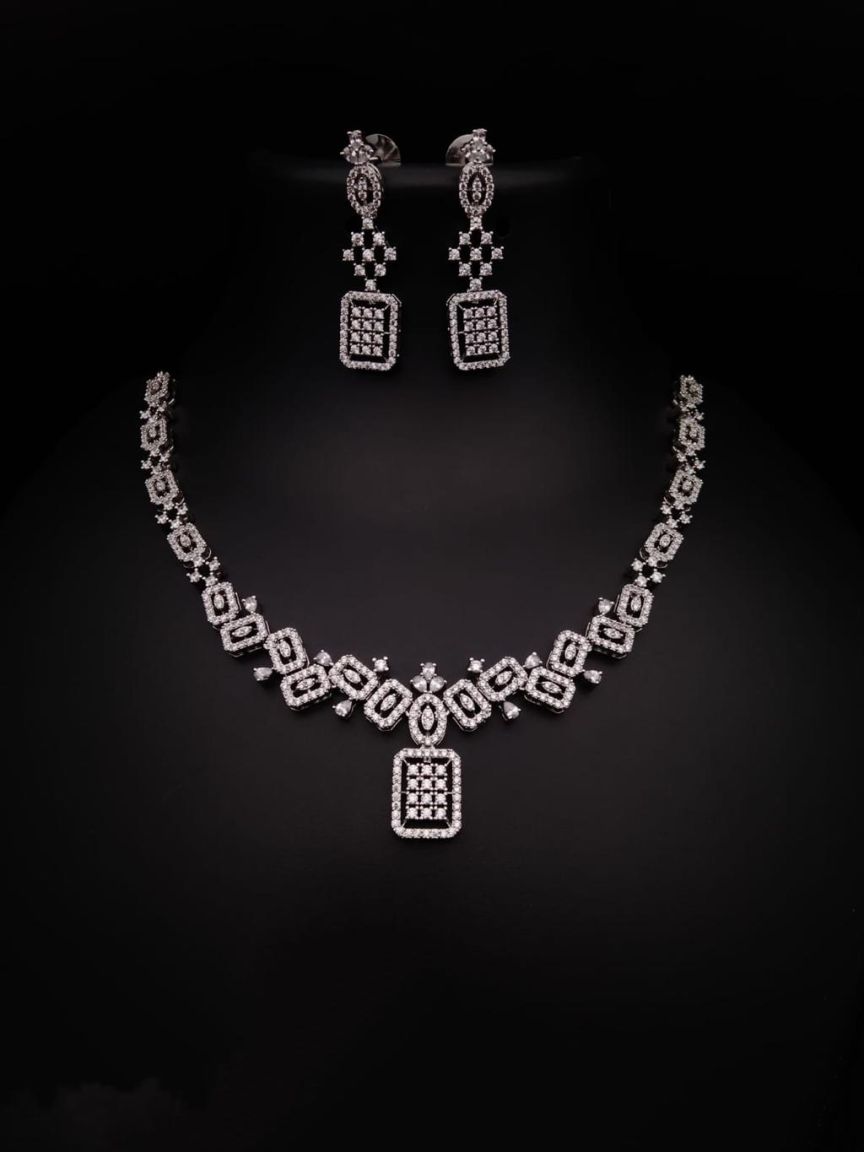 NECKLASE SET IN AD STYLE | DESIGN - 00913