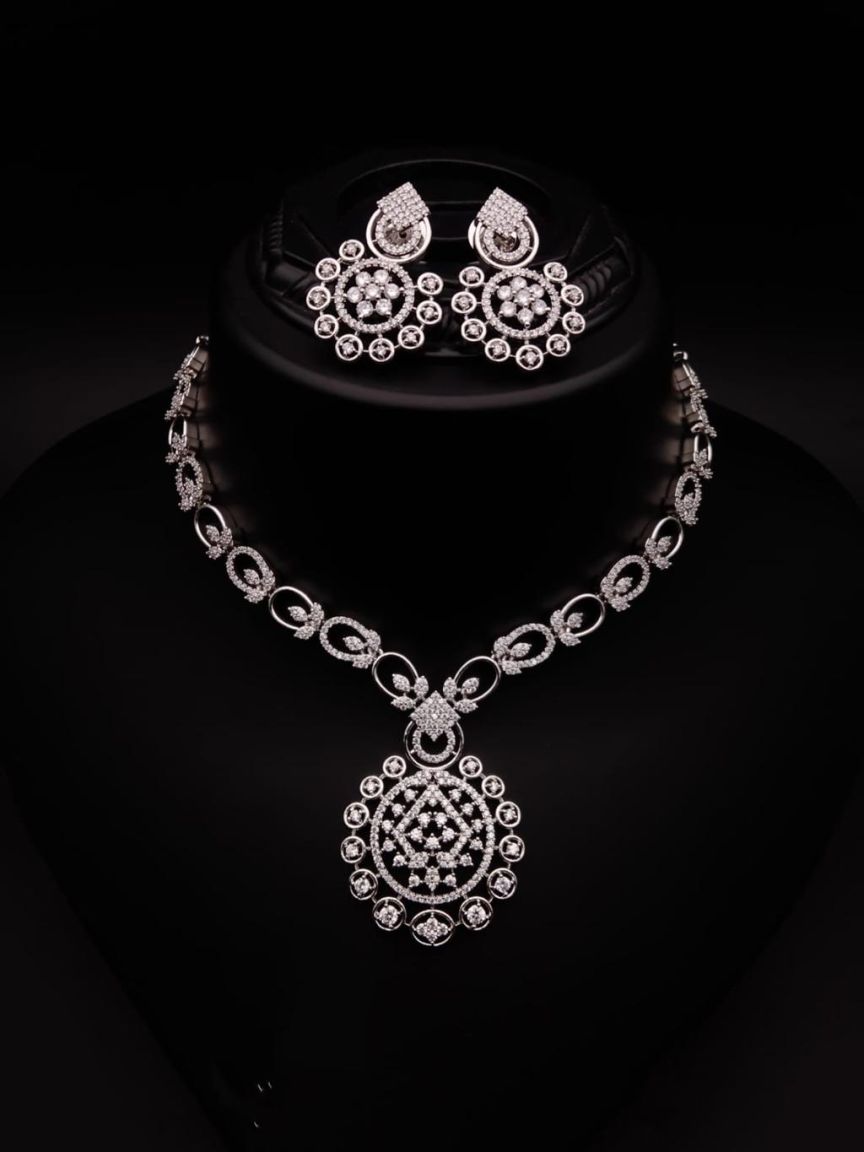 NECKLASE SET IN AD STYLE | DESIGN - 00914