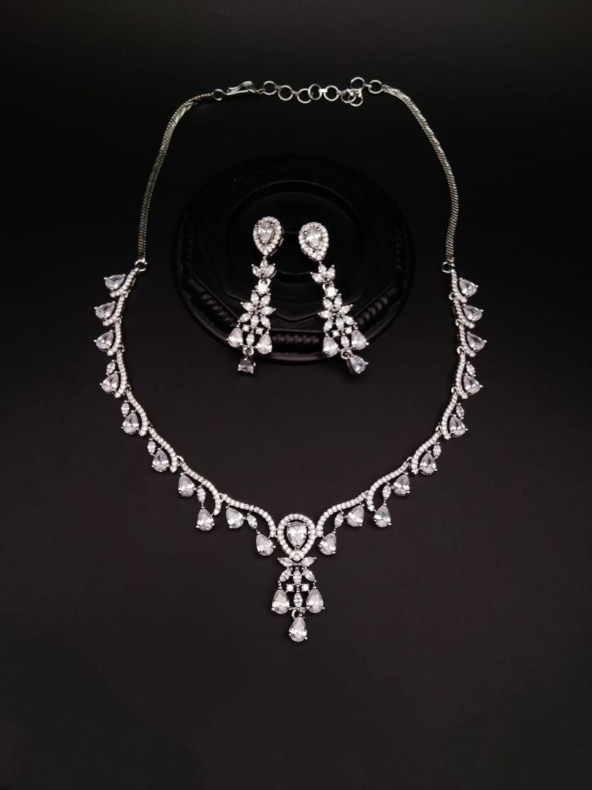 NECKLASE SET IN AD STYLE | DESIGN - 00917