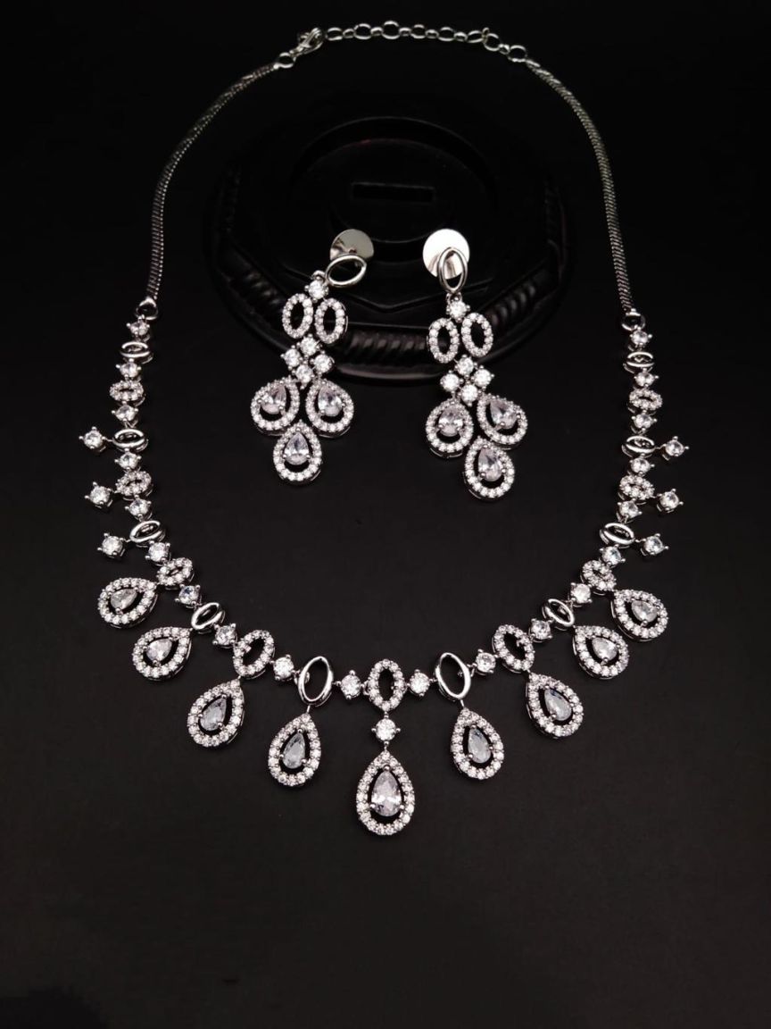 NECKLASE SET IN AD STYLE | DESIGN - 00918