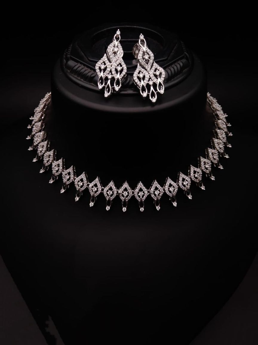NECKLASE SET IN AD STYLE | DESIGN - 00920