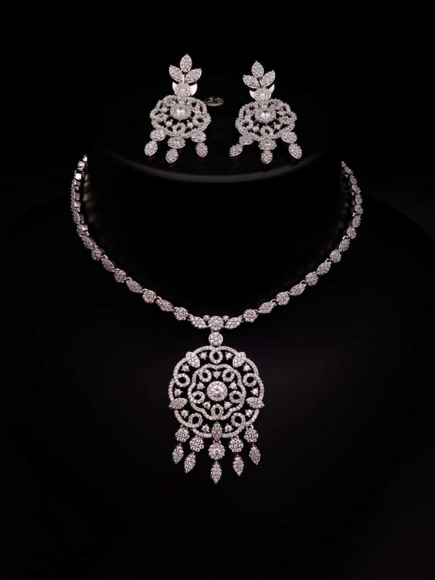 NECKLASE SET IN AD STYLE | DESIGN - 00930