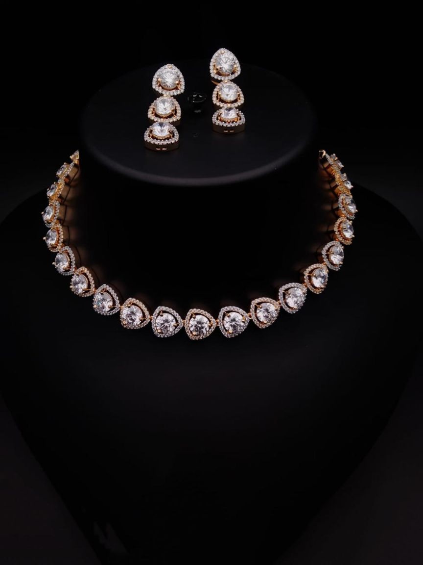 NECKLASE SET IN AD STYLE | DESIGN - 00931