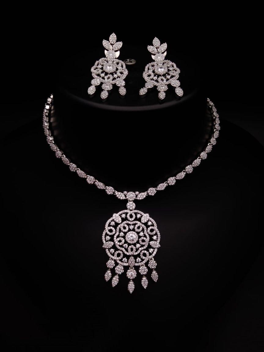 NECKLASE SET IN AD STYLE | DESIGN - 00933
